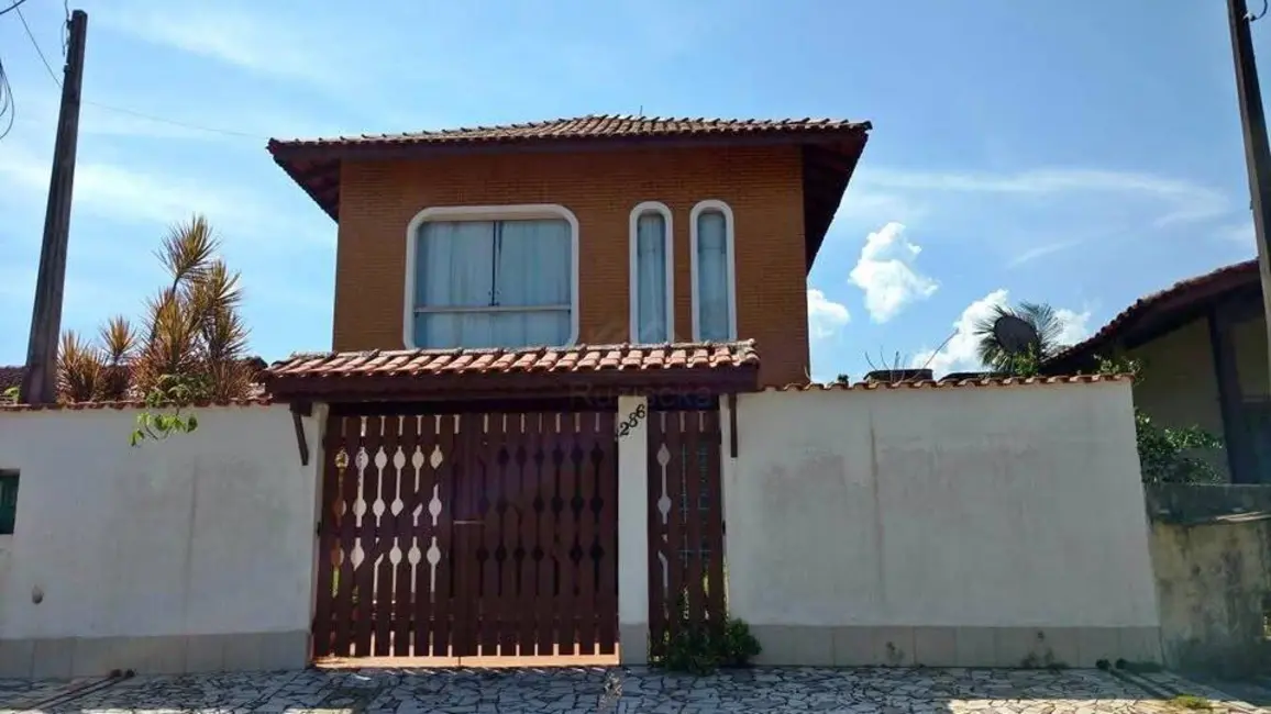 Foto 1 de Casa com 3 quartos à venda, 250m2 em Itanhaem - SP