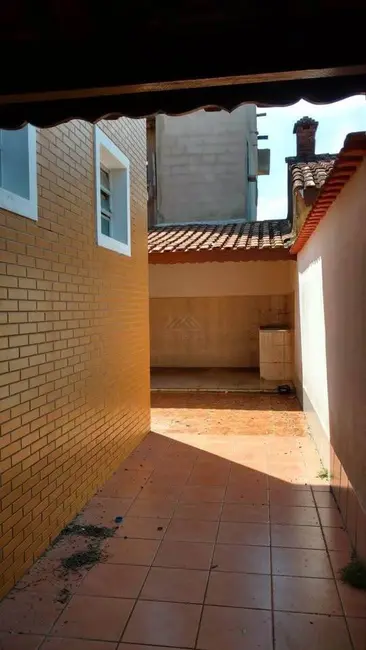 Foto 2 de Casa com 3 quartos à venda, 250m2 em Itanhaem - SP