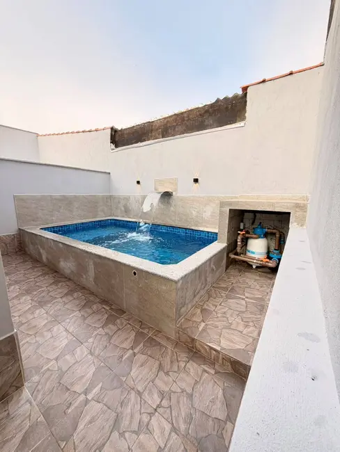 Foto 6 de Casa com 2 quartos à venda, 125m2 em Mongagua - SP