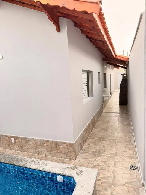 Foto 7 de Casa com 2 quartos à venda, 125m2 em Mongagua - SP