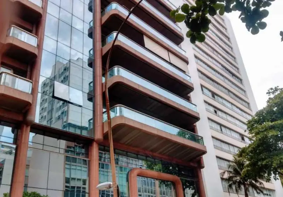 Apartamento com 4 quartos à venda, 290m2 em Rio De Janeiro - RJ - imagem 3 Foto 3 de Apartamento com 4 quartos à venda, 290m2 em Rio De Janeiro - RJ