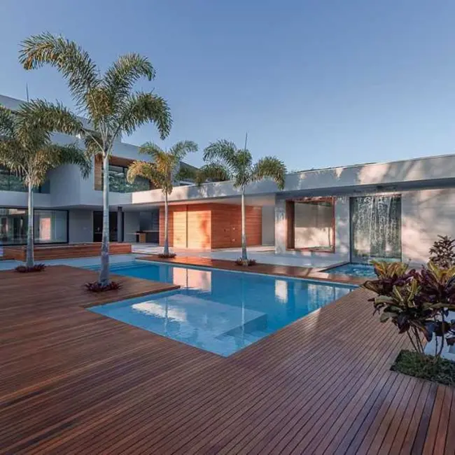 Casa de Condomínio com 10 quartos à venda, 1910m2 em Rio De Janeiro - RJ - imagem 4 Foto 4 de Casa de Condomínio com 10 quartos à venda, 1910m2 em Rio De Janeiro - RJ