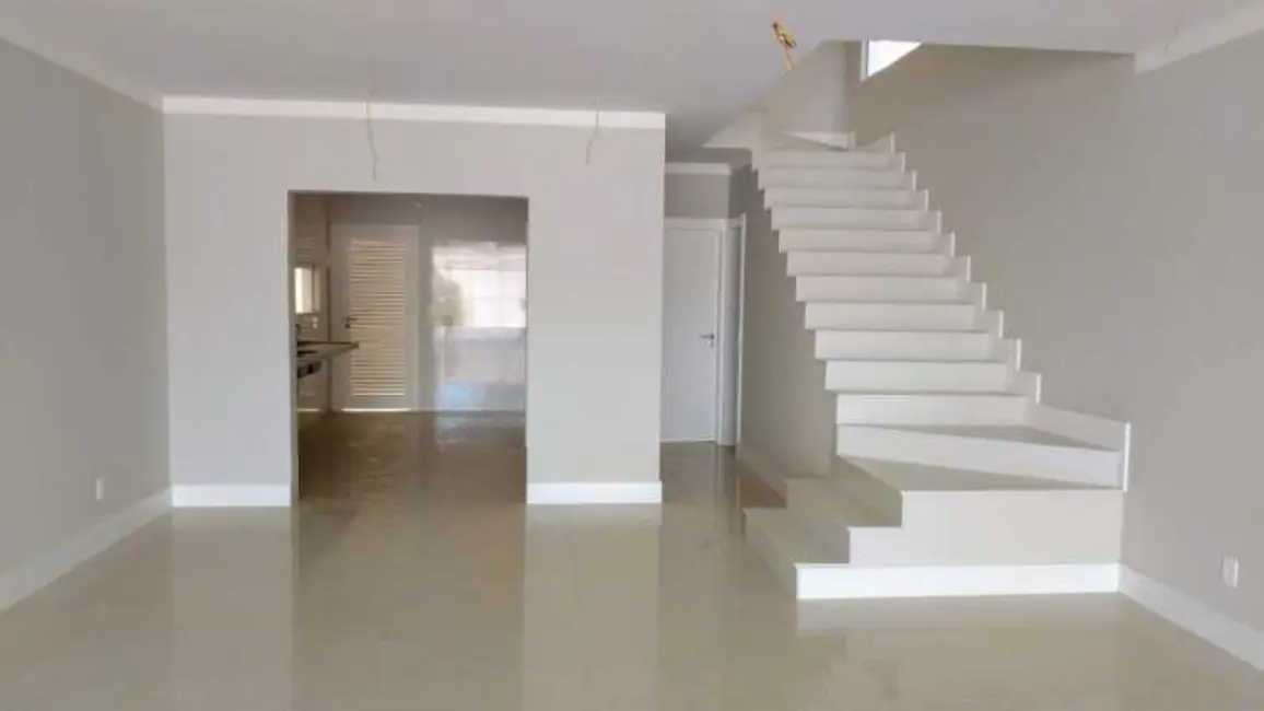 Foto 5 de Casa de Condomínio com 10 quartos à venda, 320m2 em Rio De Janeiro - RJ