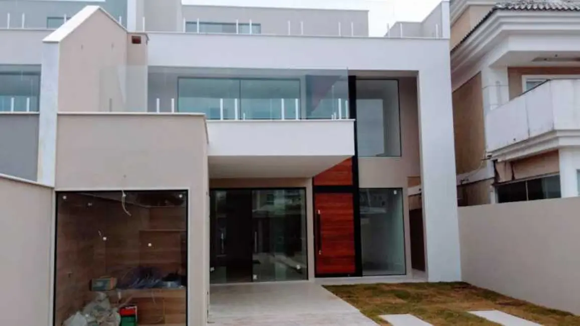 Foto 2 de Casa de Condomínio com 4 quartos à venda, 300m2 em Rio De Janeiro - RJ