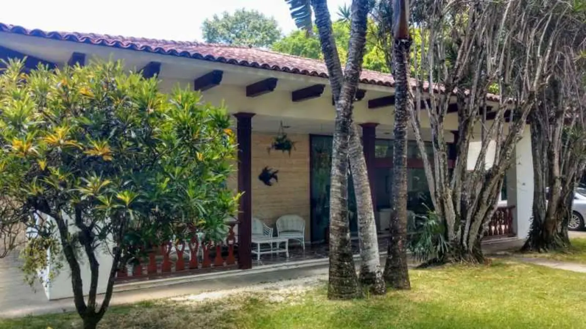 Casa de Condomínio com 4 quartos à venda, 550m2 em Rio De Janeiro - RJ - imagem 5 Foto 5 de Casa de Condomínio com 4 quartos à venda, 550m2 em Rio De Janeiro - RJ