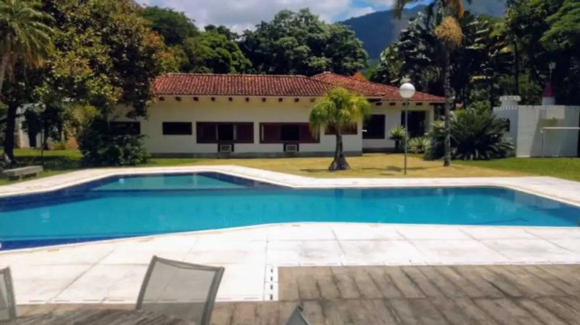 Casa de Condomínio com 4 quartos à venda, 550m2 em Rio De Janeiro - RJ - imagem 9 Foto 9 de Casa de Condomínio com 4 quartos à venda, 550m2 em Rio De Janeiro - RJ