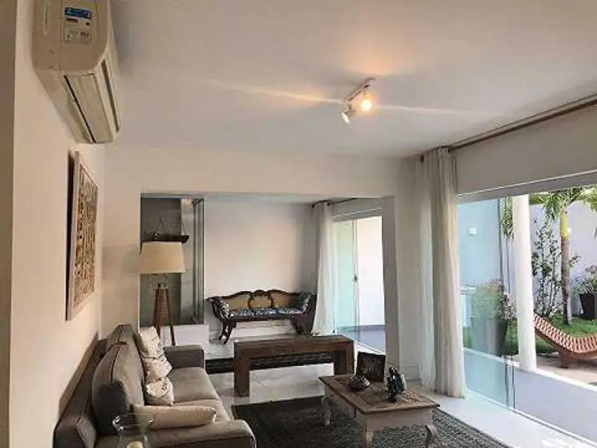 Casa de Condomínio com 5 quartos à venda, 442m2 em Rio De Janeiro - RJ - imagem 7 Foto 7 de Casa de Condomínio com 5 quartos à venda, 442m2 em Rio De Janeiro - RJ