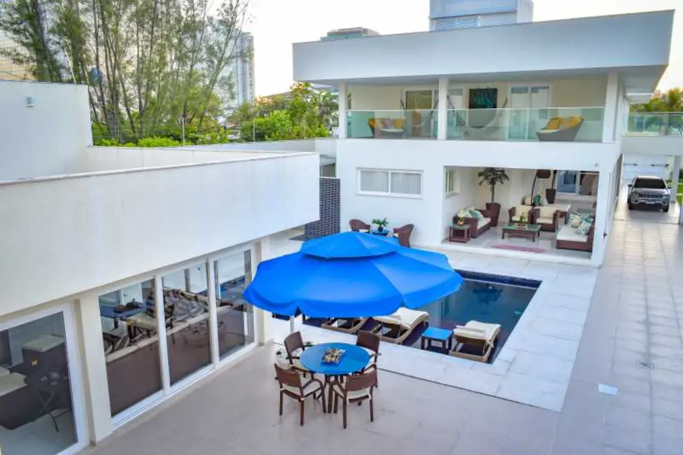 Casa de Condomínio com 5 quartos à venda, 800m2 em Rio De Janeiro - RJ - imagem 9 Foto 9 de Casa de Condomínio com 5 quartos à venda, 800m2 em Rio De Janeiro - RJ