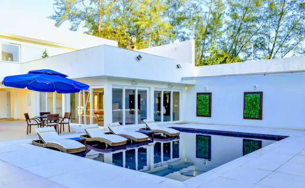 Casa de Condomínio com 5 quartos à venda, 800m2 em Rio De Janeiro - RJ - imagem 5 Foto 5 de Casa de Condomínio com 5 quartos à venda, 800m2 em Rio De Janeiro - RJ