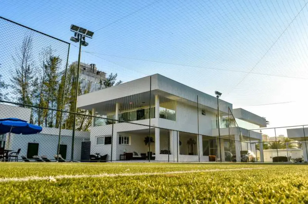 Casa de Condomínio com 5 quartos à venda, 800m2 em Rio De Janeiro - RJ - imagem 1 Foto 1 de Casa de Condomínio com 5 quartos à venda, 800m2 em Rio De Janeiro - RJ