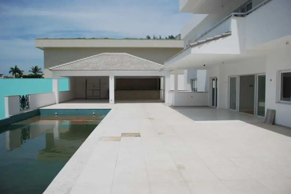Casa de Condomínio com 5 quartos à venda, 1347m2 em Rio De Janeiro - RJ - imagem 8 Foto 8 de Casa de Condomínio com 5 quartos à venda, 1347m2 em Rio De Janeiro - RJ