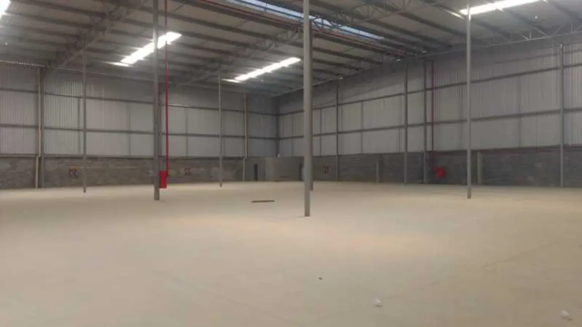 Armazém / Galpão para alugar, 1100m2 em Rio De Janeiro - RJ - imagem 6 Foto 6 de Armazém / Galpão para alugar, 1100m2 em Rio De Janeiro - RJ