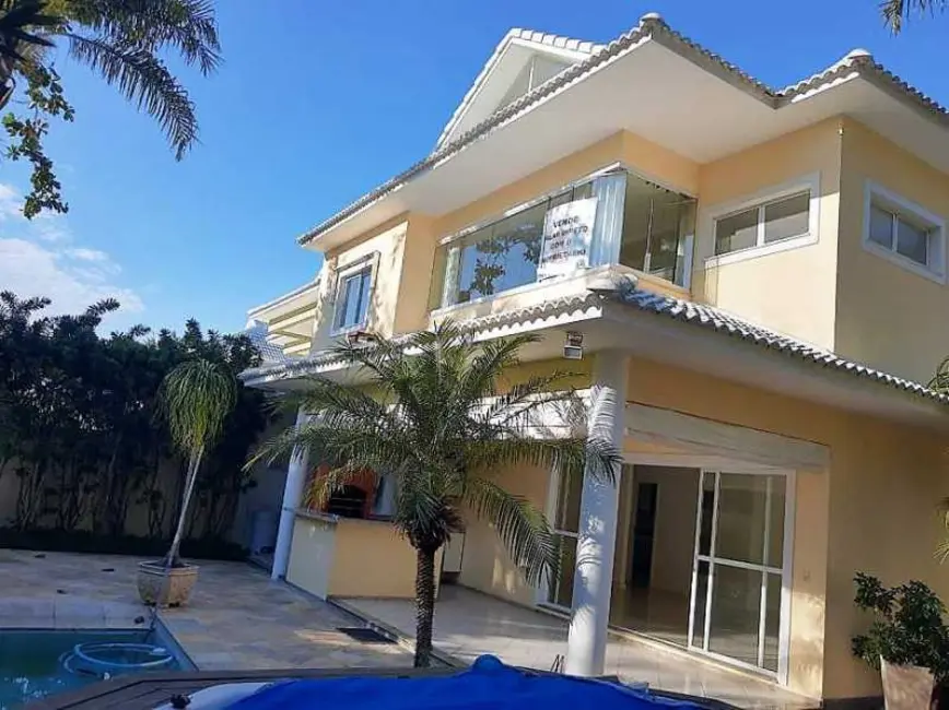 Casa de Condomínio com 4 quartos à venda, 301m2 em Rio De Janeiro - RJ - imagem 1 Foto 1 de Casa de Condomínio com 4 quartos à venda, 301m2 em Rio De Janeiro - RJ