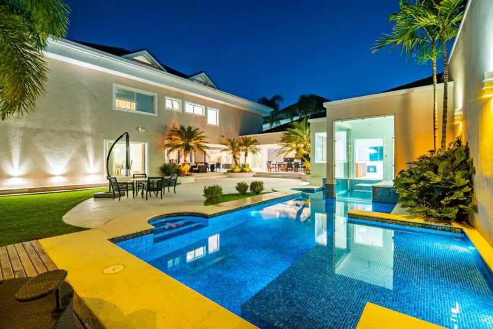 Casa de Condomínio com 4 quartos à venda, 1200m2 em Rio De Janeiro - RJ - imagem 3 Foto 3 de Casa de Condomínio com 4 quartos à venda, 1200m2 em Rio De Janeiro - RJ