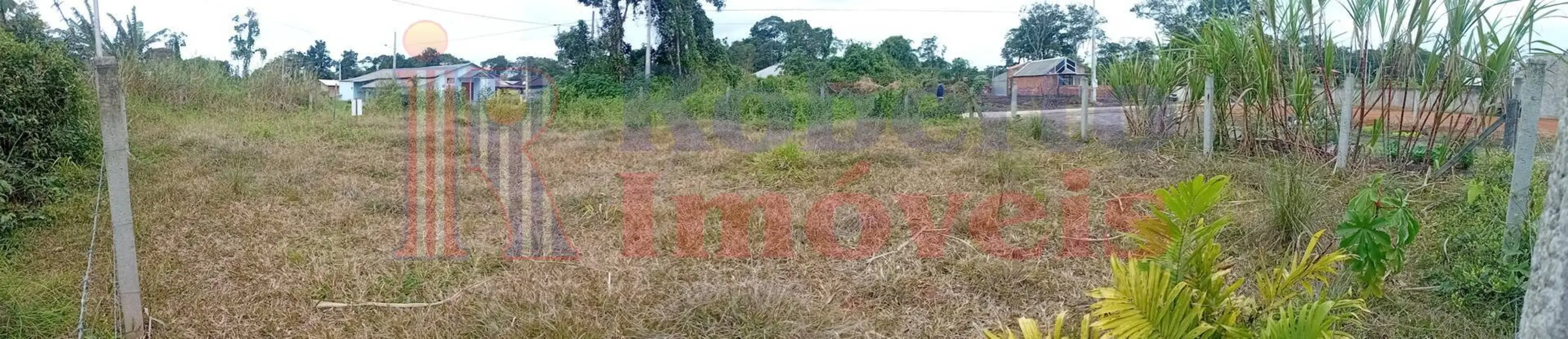 Foto 1 de Terreno / Lote à venda, 360m2 em Itapoa - SC