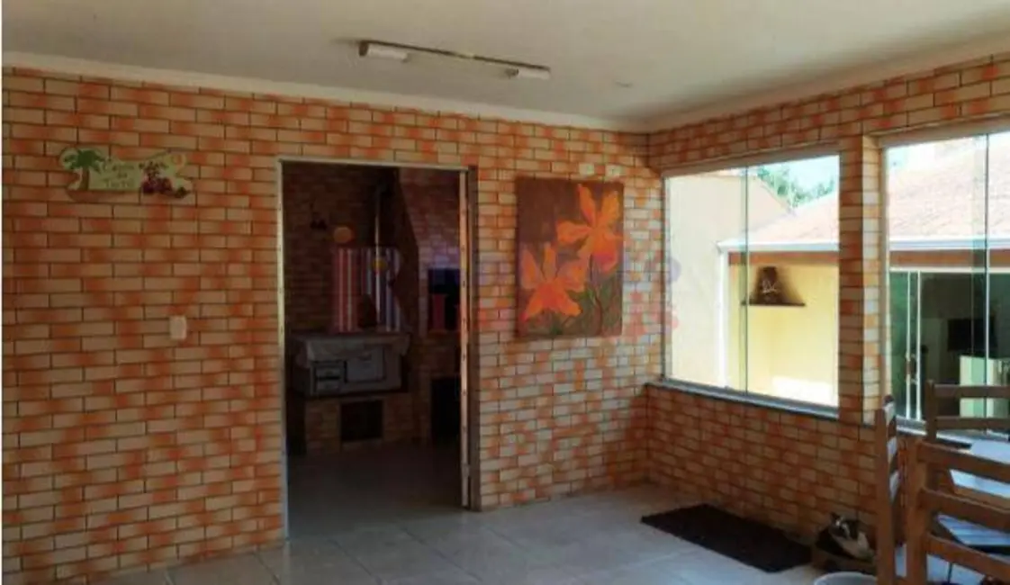 Foto 9 de Casa com 3 quartos à venda, 500m2 em Novo Mundo, Curitiba - PR