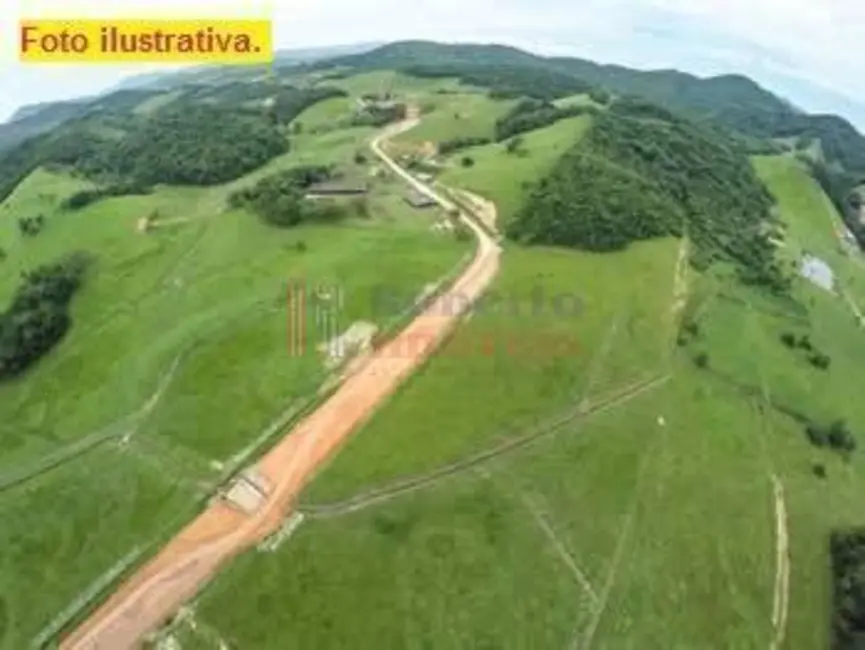 Foto 2 de Terreno / Lote à venda em Sao Francisco Do Sul - SC