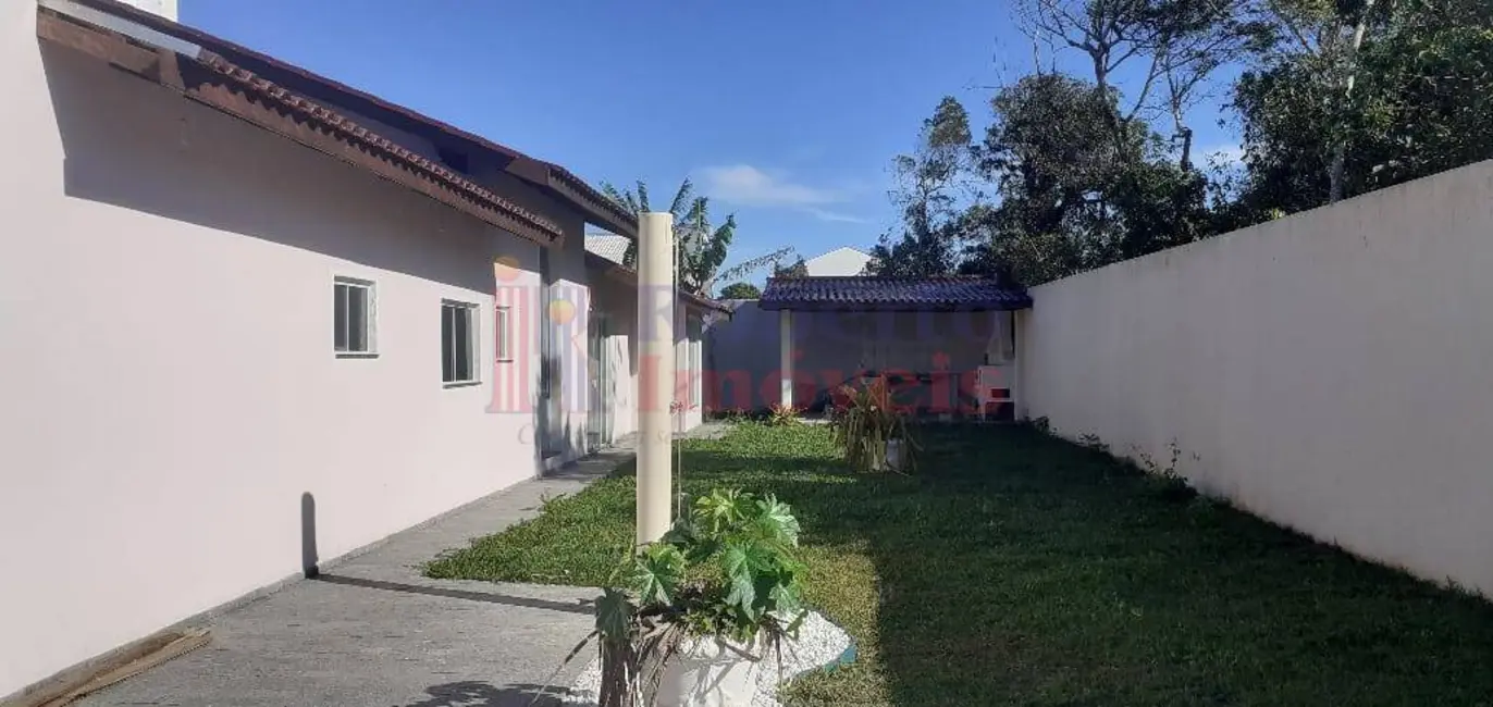 Foto 5 de Casa com 4 quartos à venda, 720m2 em Itapoa - SC