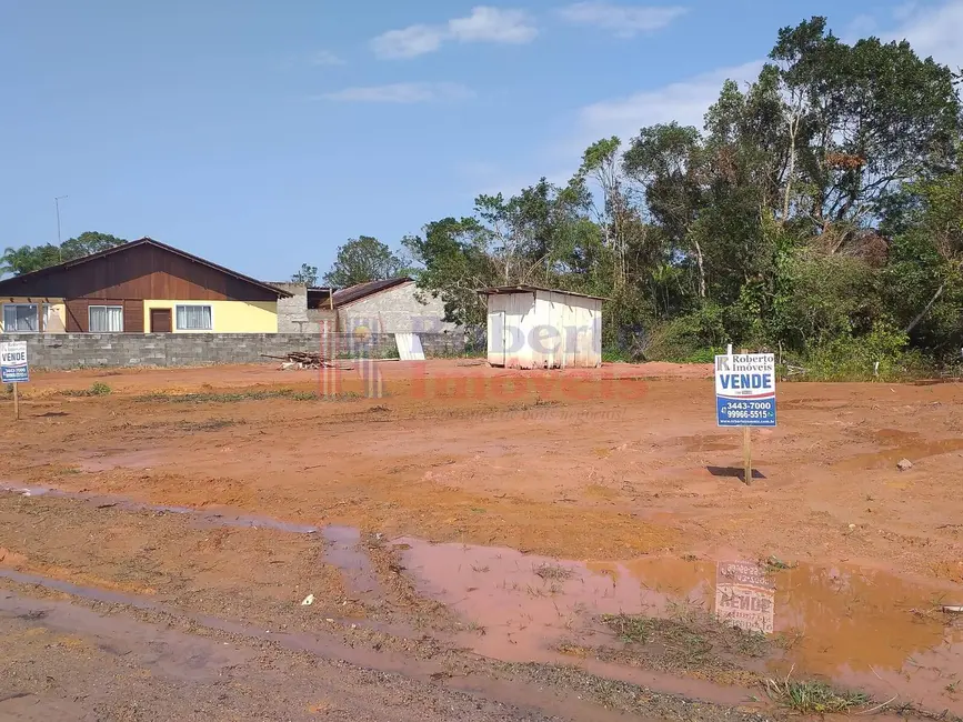 Foto 1 de Terreno / Lote à venda, 375m2 em Itapoa - SC
