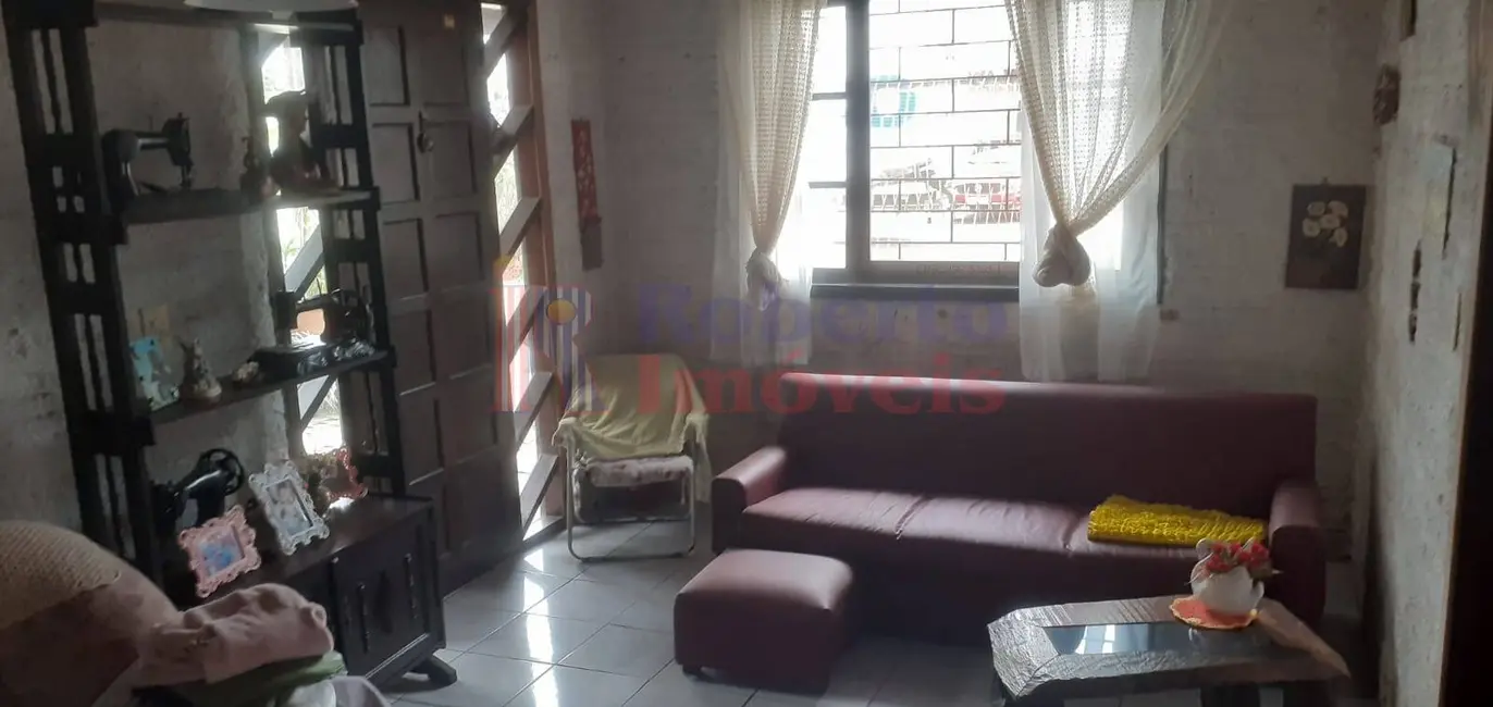 Foto 9 de Casa com 5 quartos à venda, 360m2 em Itapoa - SC