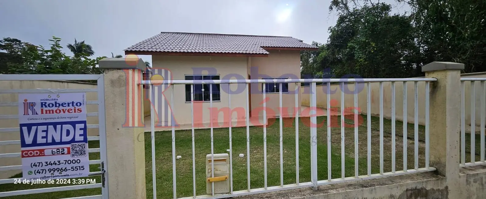 Foto 2 de Casa com 3 quartos à venda, 340m2 em Itapoa - SC