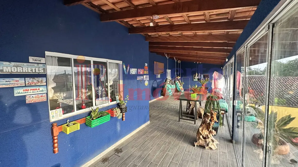 Foto 8 de Sobrado com 4 quartos à venda, 287m2 em Itapoa - SC