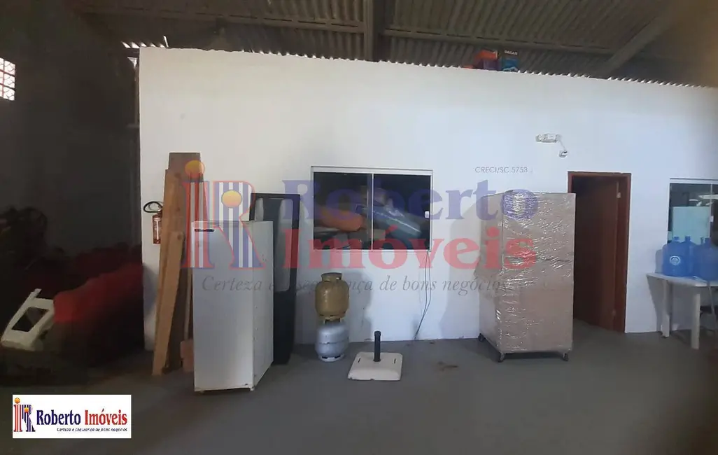 Foto 9 de Sala Comercial à venda, 170m2 em Itapoa - SC