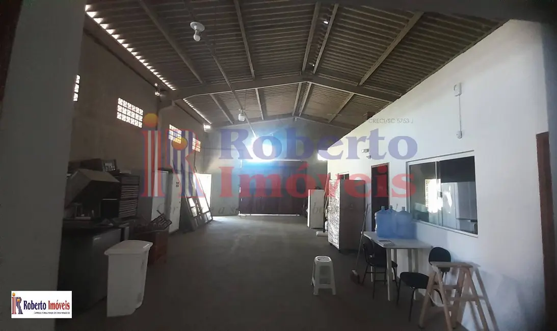Foto 8 de Sala Comercial à venda, 170m2 em Itapoa - SC