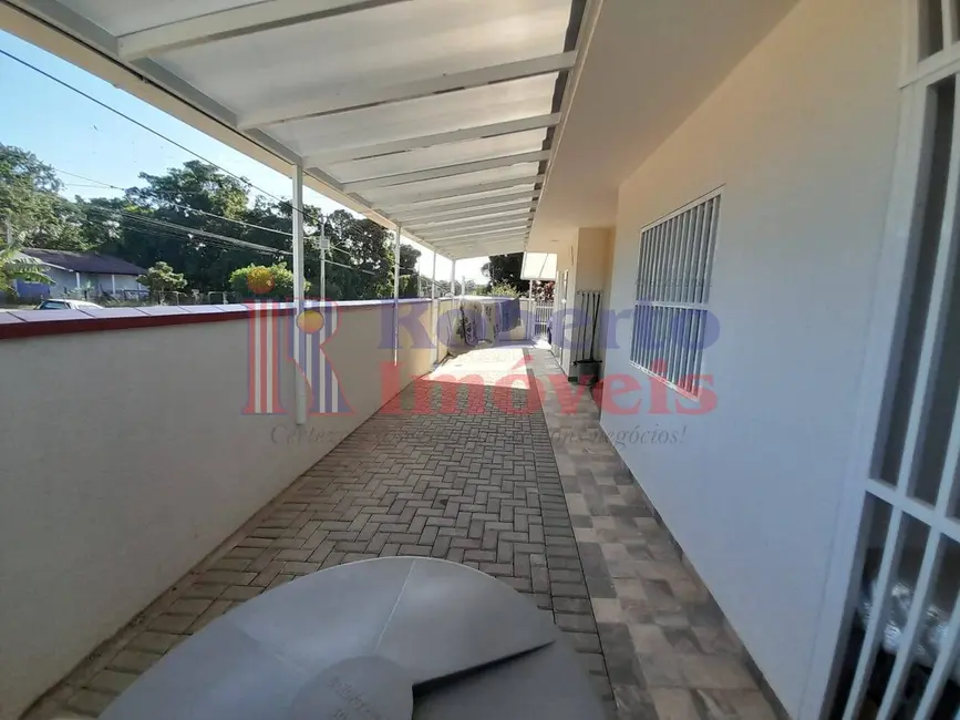 Foto 5 de Casa com 3 quartos à venda, 160m2 em Itapoa - SC