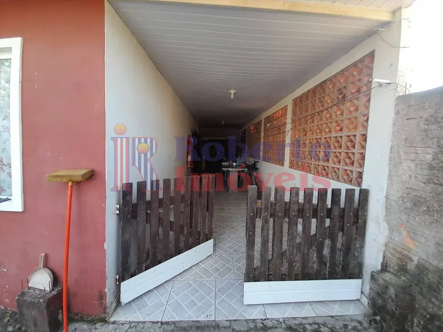 Foto 2 de Casa com 4 quartos à venda, 179m2 em Itapoa - SC