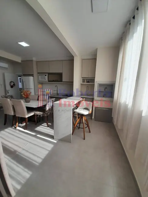 Foto 9 de Apartamento com 2 quartos à venda, 75m2 em Itapoa - SC