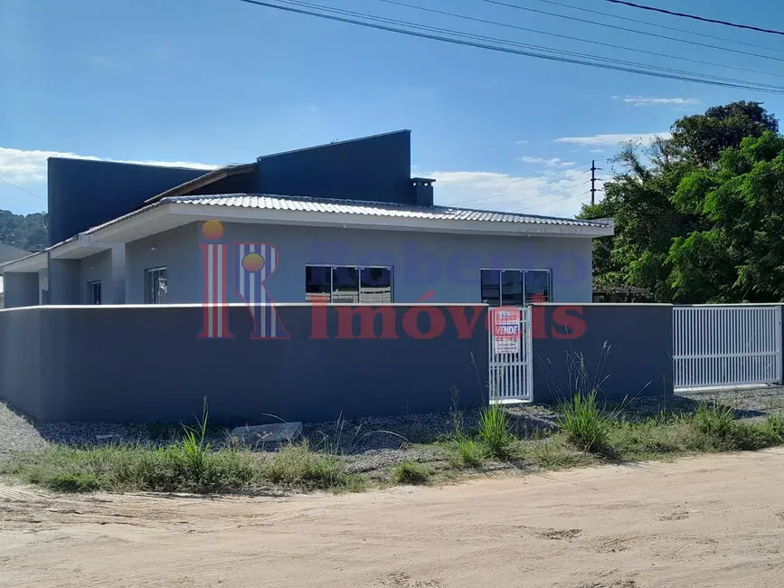 Foto 2 de Casa com 3 quartos à venda, 87m2 em Itapoa - SC