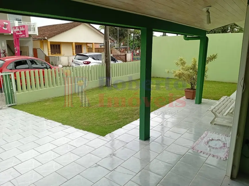 Casa com 6 quartos à venda, 360m2 em Itapema do Norte, Itapoa - SC - imagem 5 Foto 5 de Casa com 6 quartos à venda, 360m2 em Itapema do Norte, Itapoa - SC