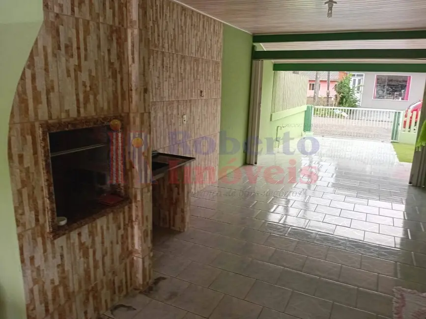 Casa com 6 quartos à venda, 360m2 em Itapema do Norte, Itapoa - SC - imagem 6 Foto 6 de Casa com 6 quartos à venda, 360m2 em Itapema do Norte, Itapoa - SC