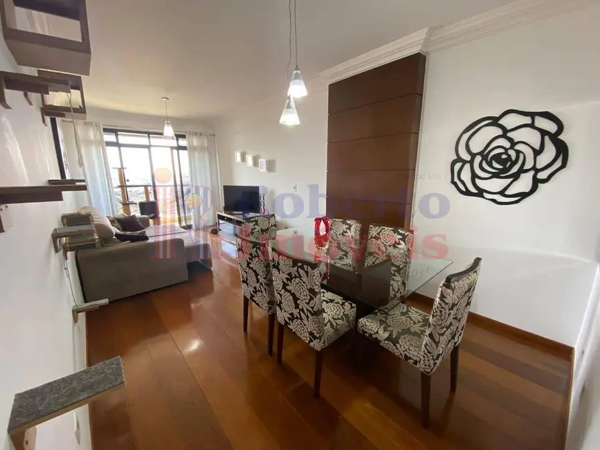 Apartamento com 3 quartos à venda, 127m2 em Centro, Londrina - PR - imagem 9 Foto 9 de Apartamento com 3 quartos à venda, 127m2 em Centro, Londrina - PR