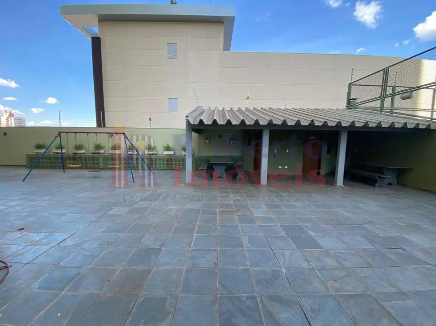 Apartamento com 3 quartos à venda, 127m2 em Centro, Londrina - PR - imagem 5 Foto 5 de Apartamento com 3 quartos à venda, 127m2 em Centro, Londrina - PR
