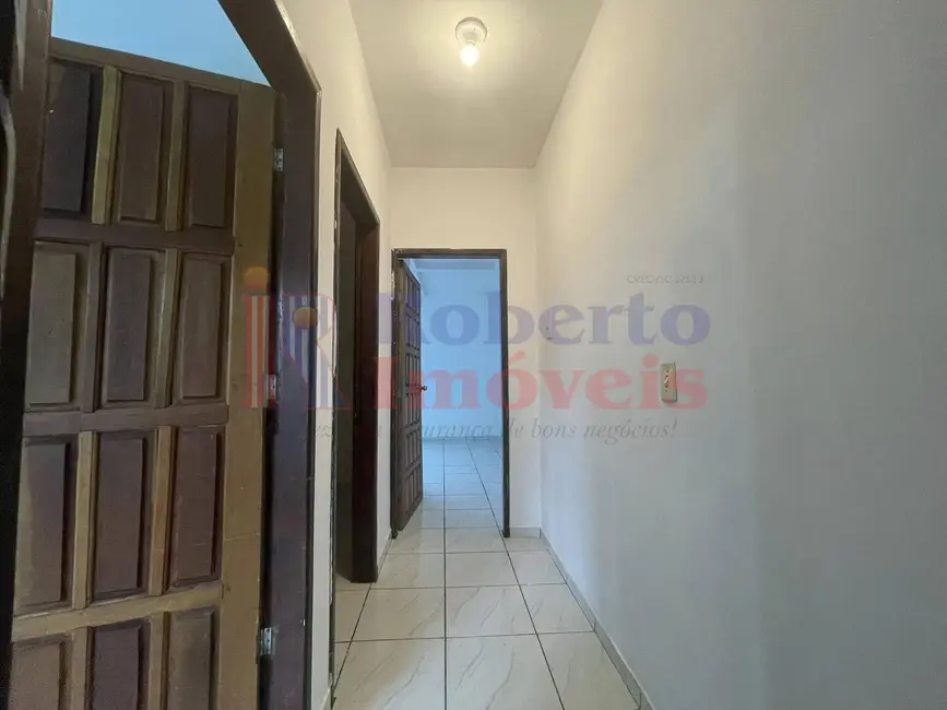 Casa com 3 quartos à venda em Foz Do Iguacu - PR - imagem 8 Foto 8 de Casa com 3 quartos à venda em Foz Do Iguacu - PR