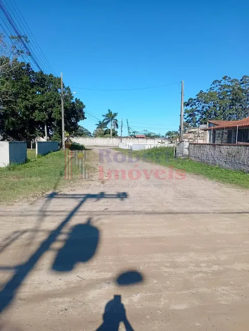 Foto 9 de Terreno / Lote à venda, 648m2 em Itapoa - SC
