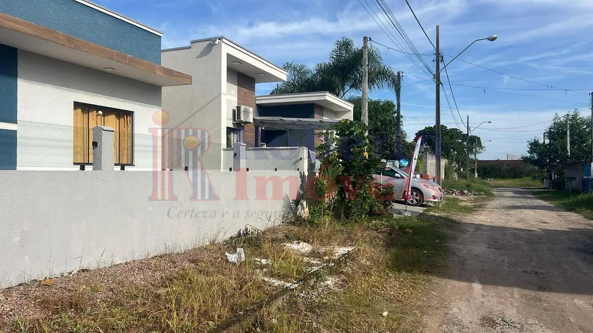 Foto 8 de Casa com 2 quartos à venda, 90m2 em Itapoa - SC