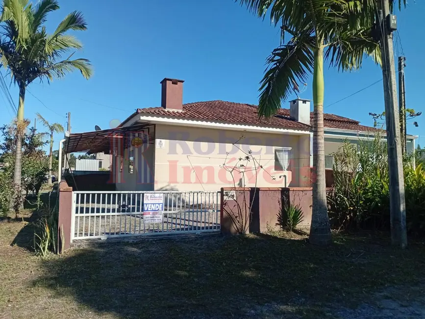 Foto 1 de Casa com 2 quartos à venda em Itapoa - SC