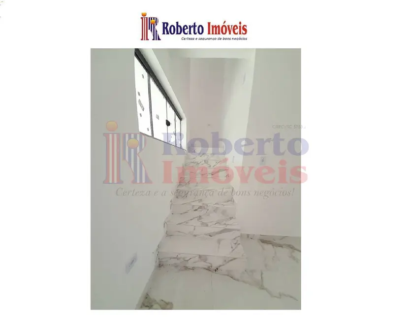 Foto 5 de Sobrado com 3 quartos à venda, 108m2 em Itapoa - SC