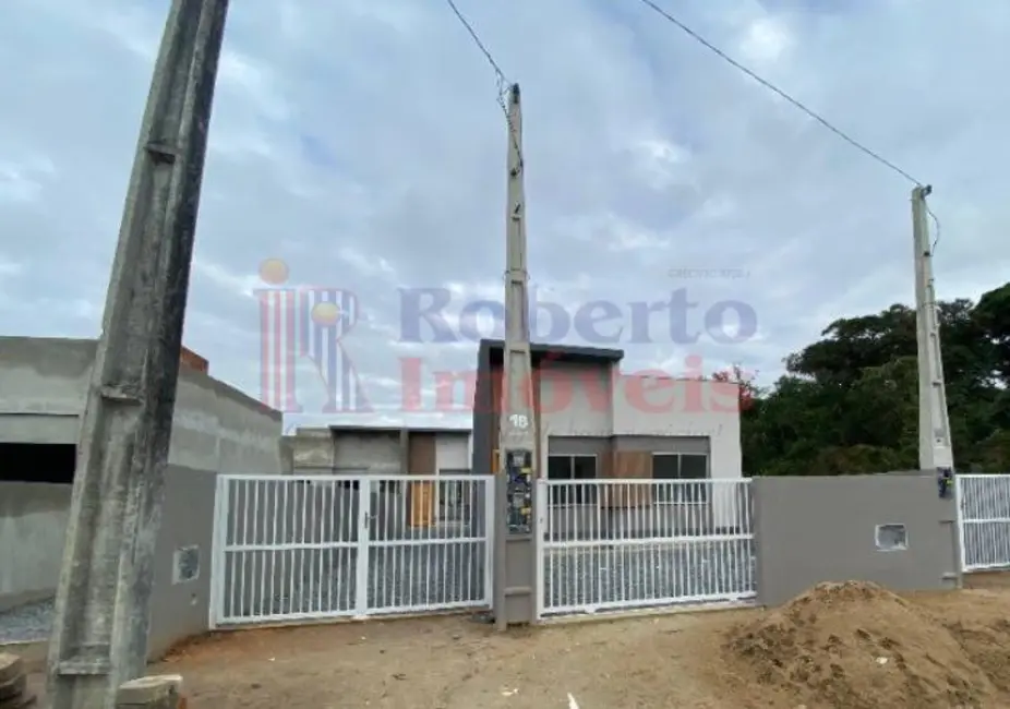 Foto 1 de Casa à venda e para alugar em Itapema do Norte, Itapoa - SC