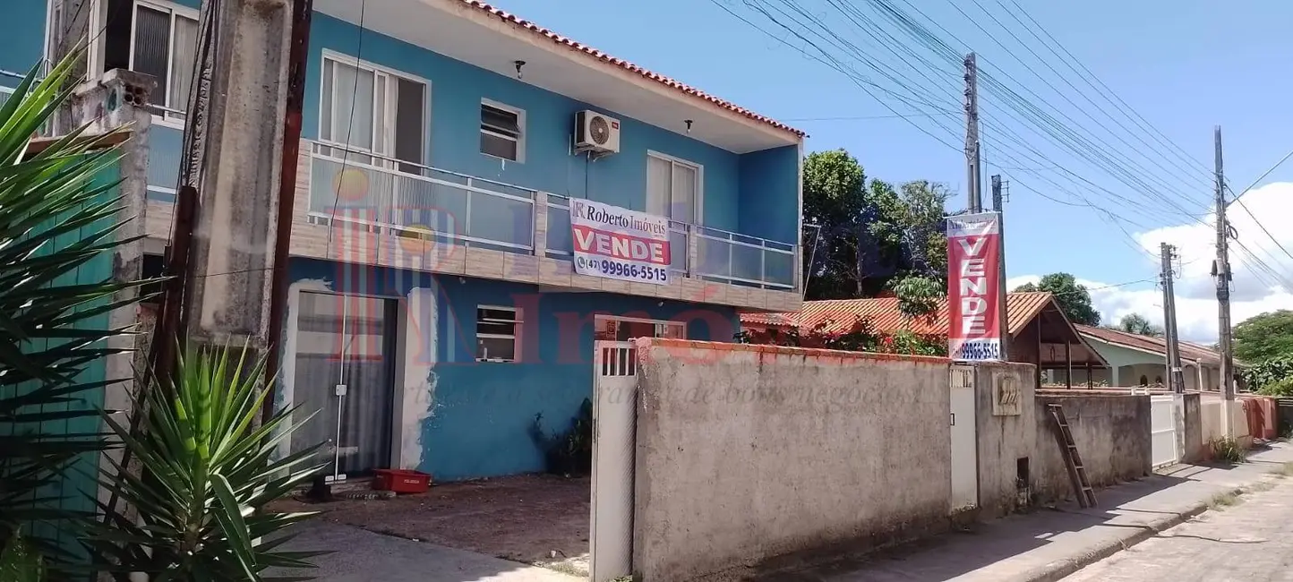 Foto 3 de Casa com 5 quartos à venda, 360m2 em Itapema do Norte, Itapoa - SC