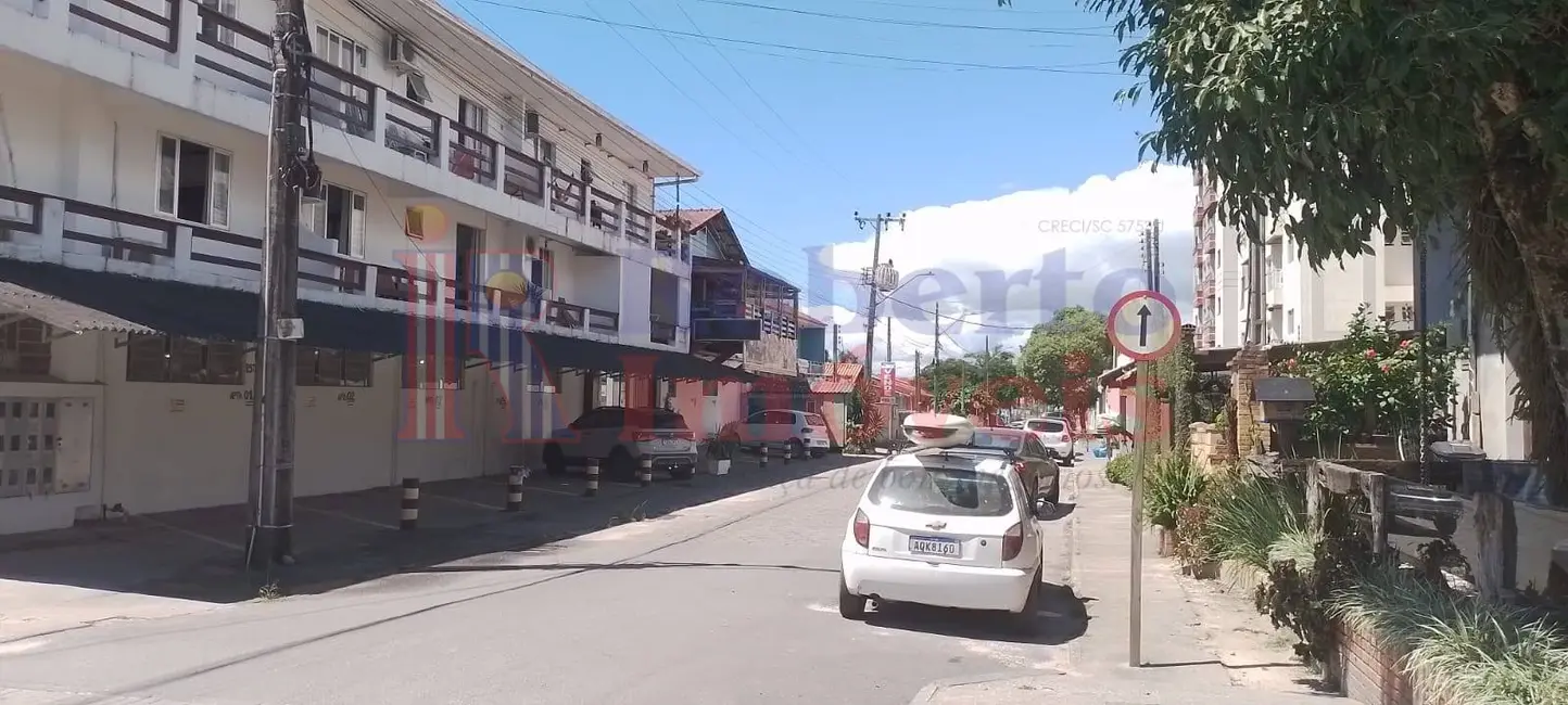 Foto 7 de Casa com 5 quartos à venda, 360m2 em Itapema do Norte, Itapoa - SC