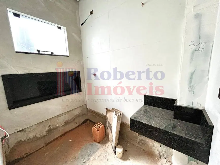 Sobrado com 3 quartos à venda, 384m2 em Itapoa - SC - imagem 7 Foto 7 de Sobrado com 3 quartos à venda, 384m2 em Itapoa - SC