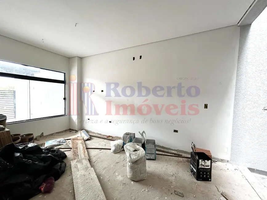 Sobrado com 3 quartos à venda, 384m2 em Itapoa - SC - imagem 3 Foto 3 de Sobrado com 3 quartos à venda, 384m2 em Itapoa - SC