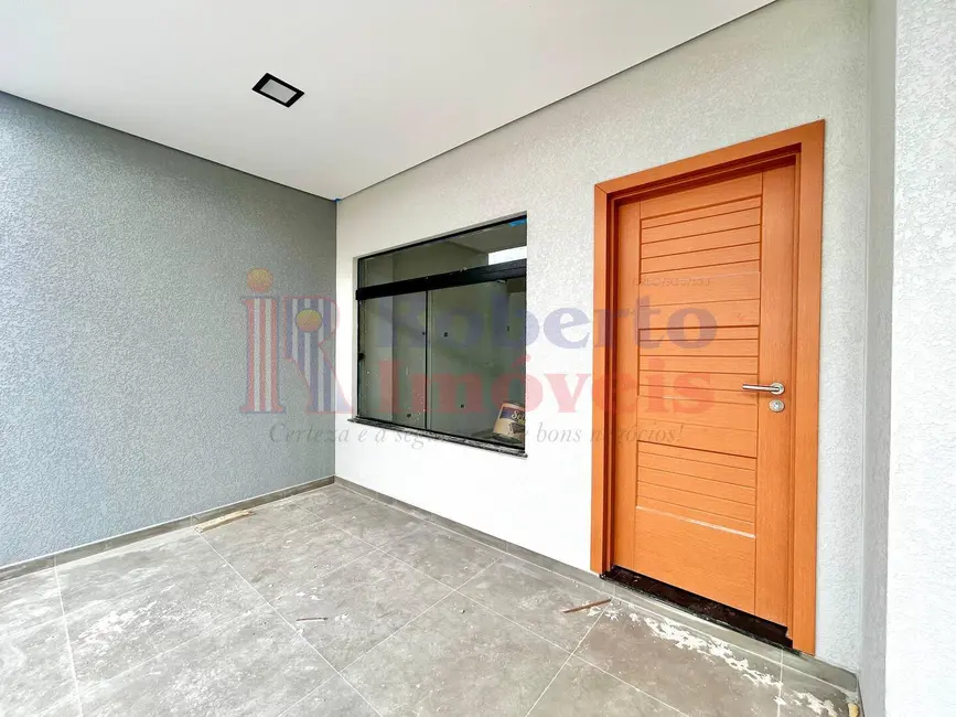 Sobrado com 3 quartos à venda, 384m2 em Itapoa - SC - imagem 2 Foto 2 de Sobrado com 3 quartos à venda, 384m2 em Itapoa - SC