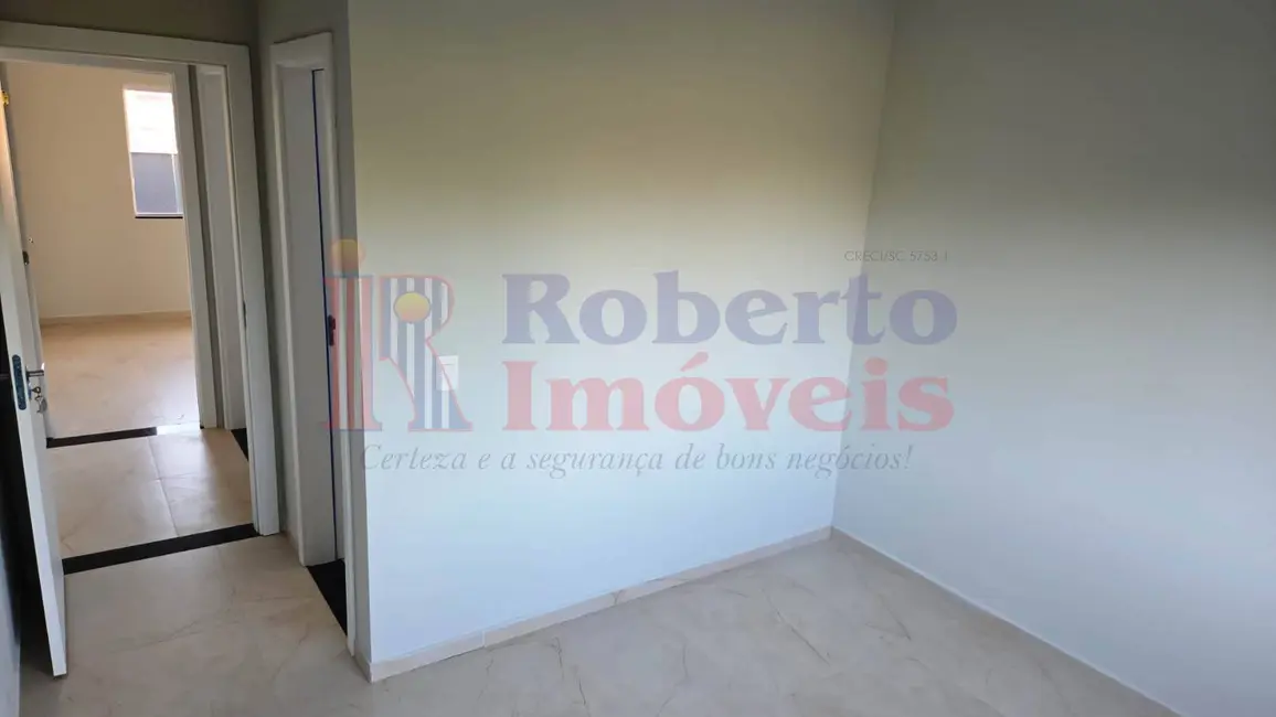 Foto 8 de Casa com 2 quartos à venda, 140m2 em Itapoa - SC