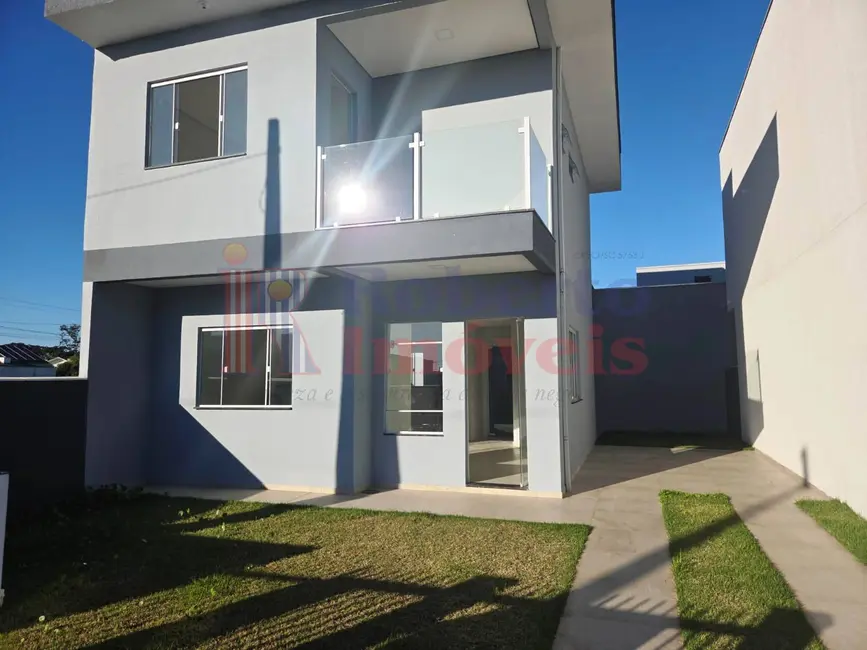 Sobrado com 3 quartos à venda, 176m2 em Itapoa - SC - imagem 1 Foto 1 de Sobrado com 3 quartos à venda, 176m2 em Itapoa - SC