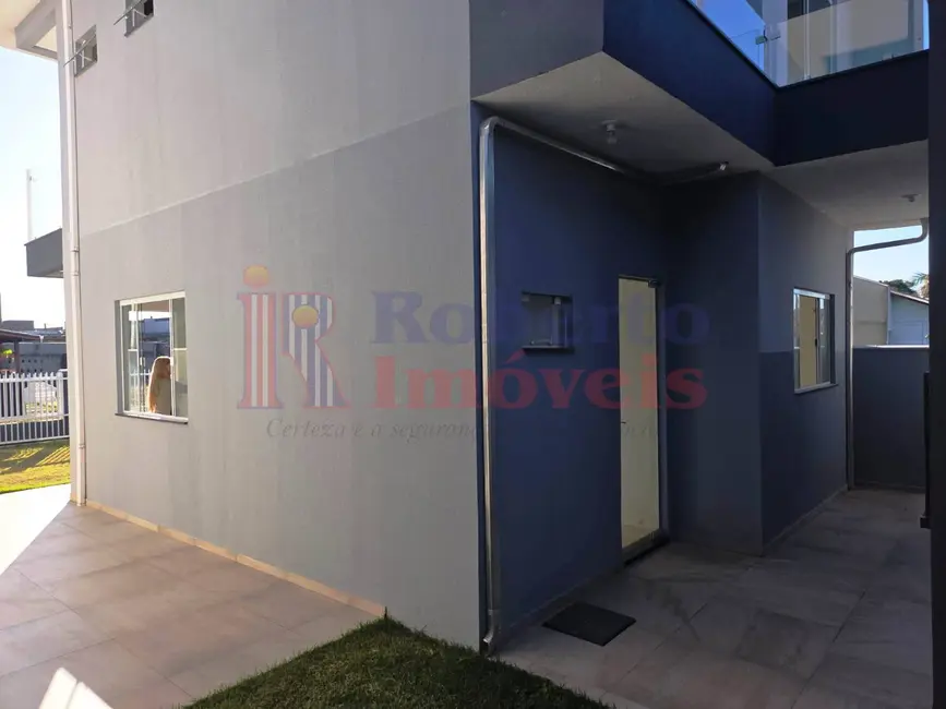 Foto 2 de Sobrado com 3 quartos à venda e para alugar, 176m2 em Itapoa - SC